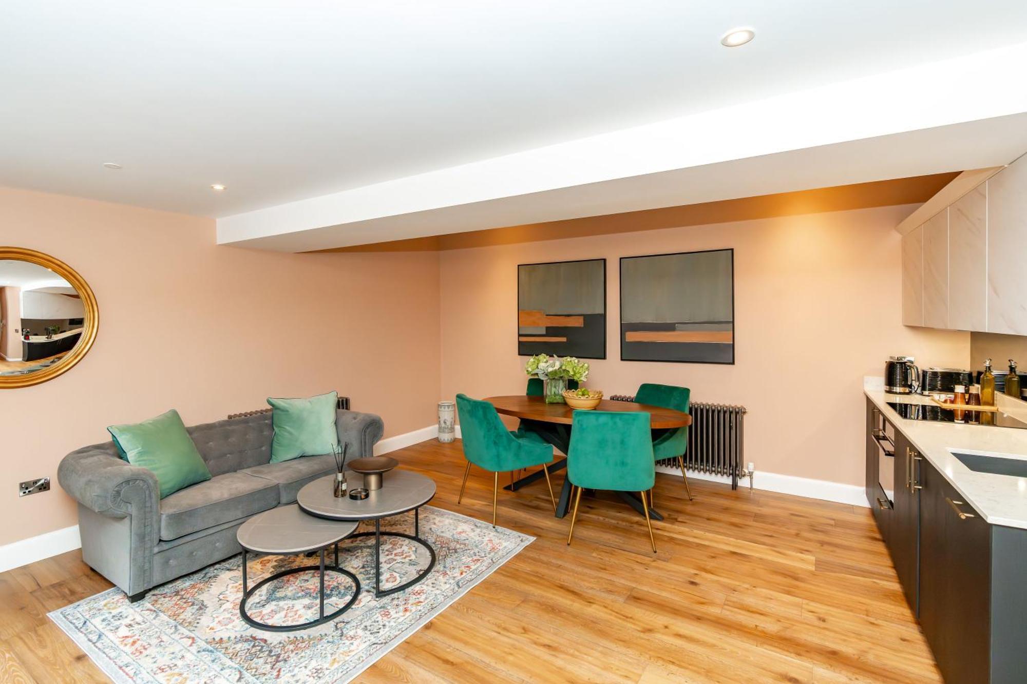 Dragon Suites Luxury Apartments At 9 Albyn Place Edimburgo Exterior foto